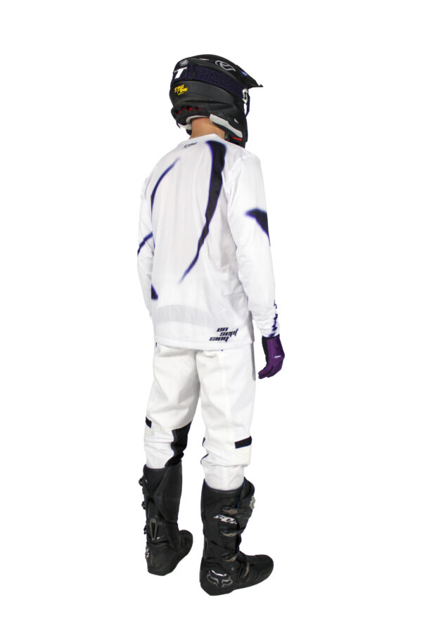 25-TECHNO • WHITE – Image 8