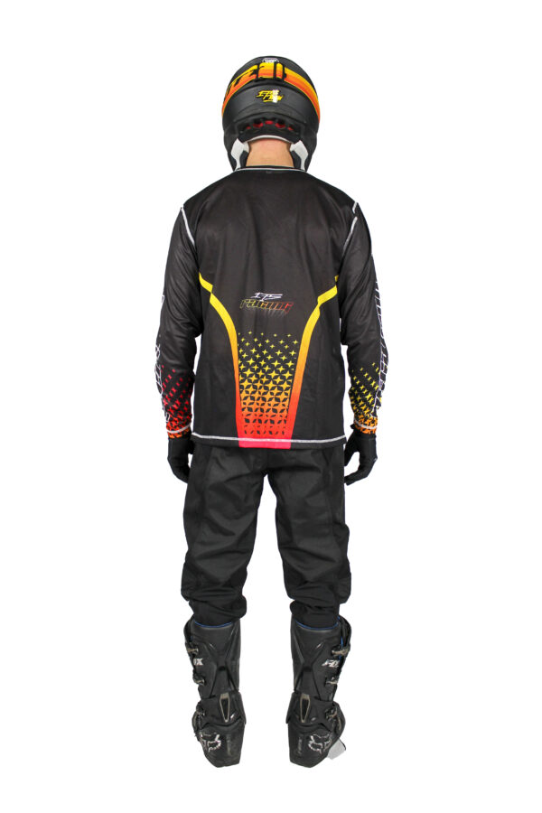 25-RACE • BLACK/RAINBOW – Image 4