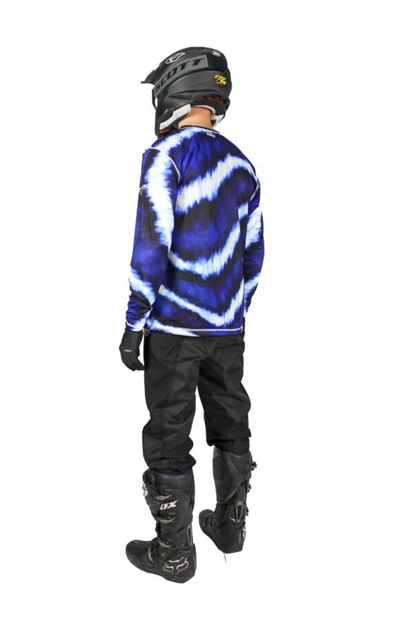 25-CHILL • BLUE – Image 4