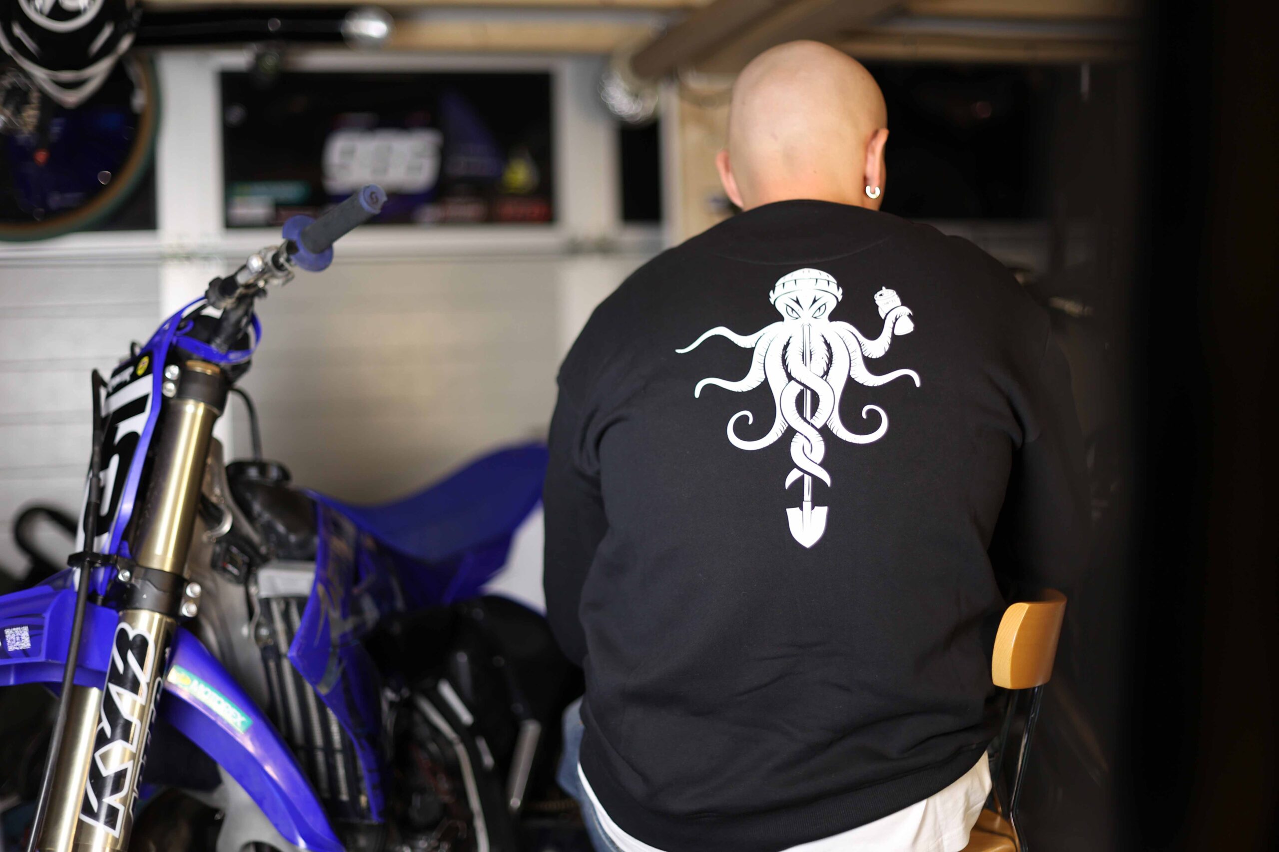 Sweat shirt • Pieuvre - Noir – Image 6